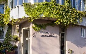 An der Stadthalle
